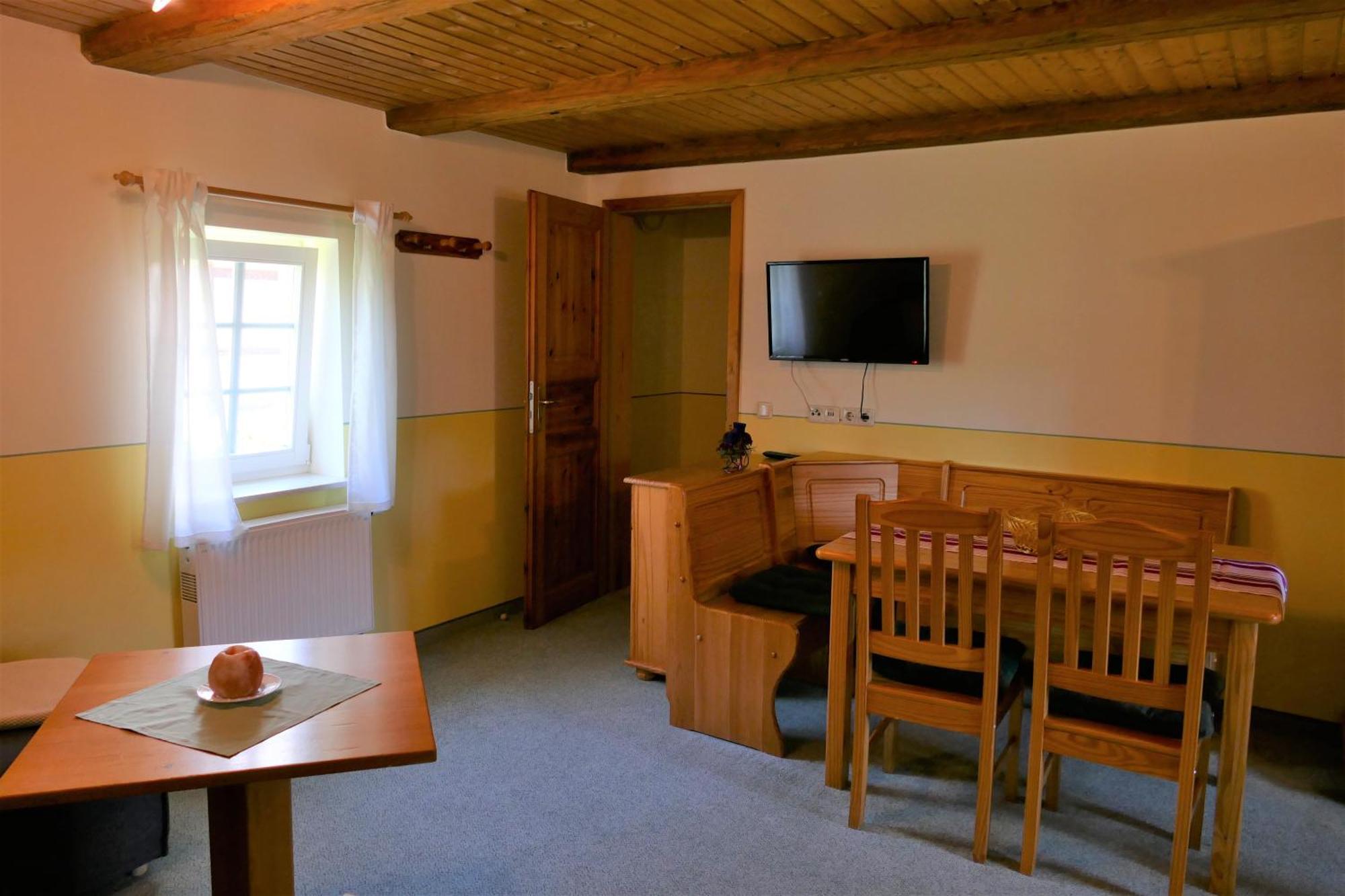 No.5 - Ferienwohnung Schkade Kleingiesshubel Szoba fotó